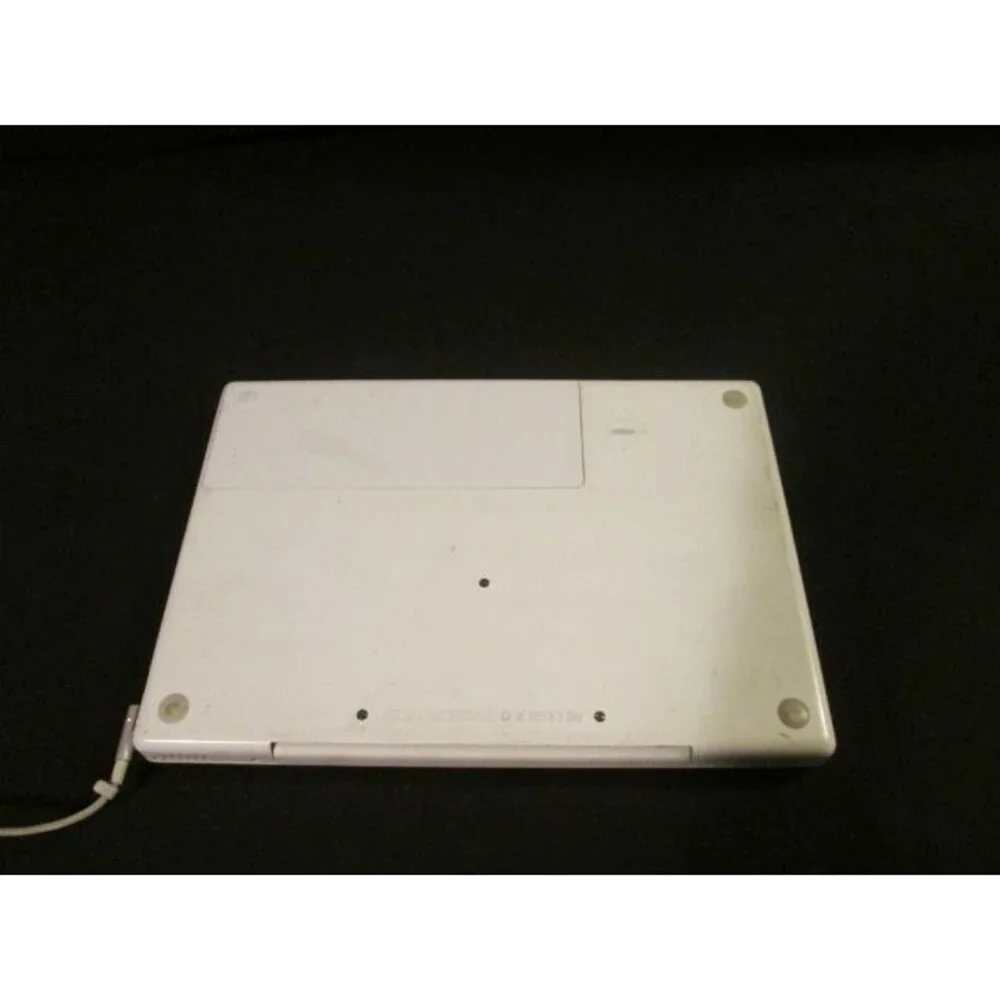 Macbook White